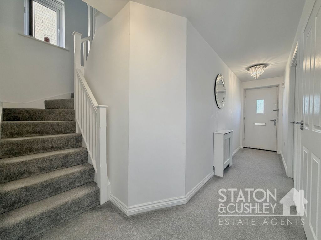 Property photo 2 of 24