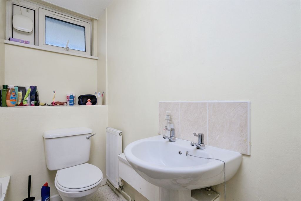 Property photo 1 of 1