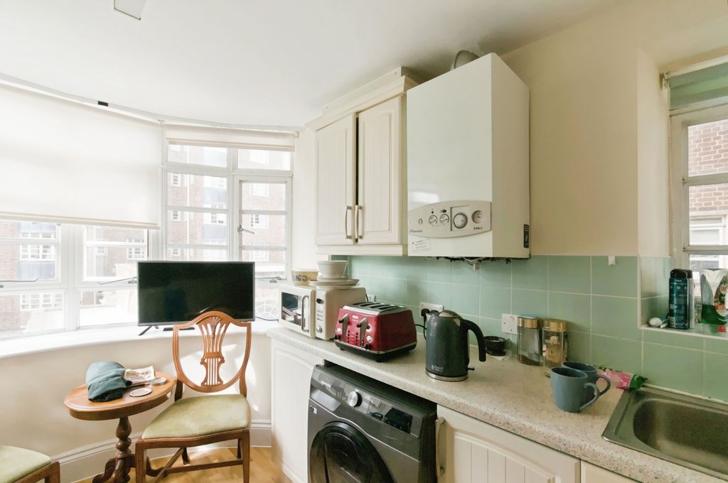 Property photo 3 of 14 Pbox-Img.Jpg
