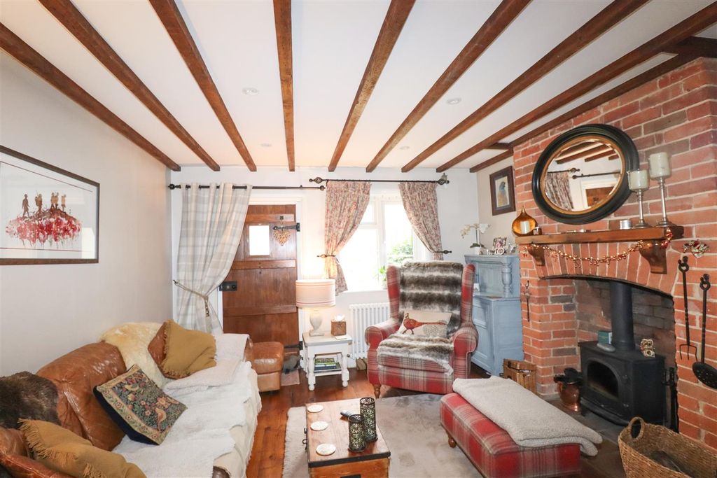 Property photo 3 of 26 Living Room