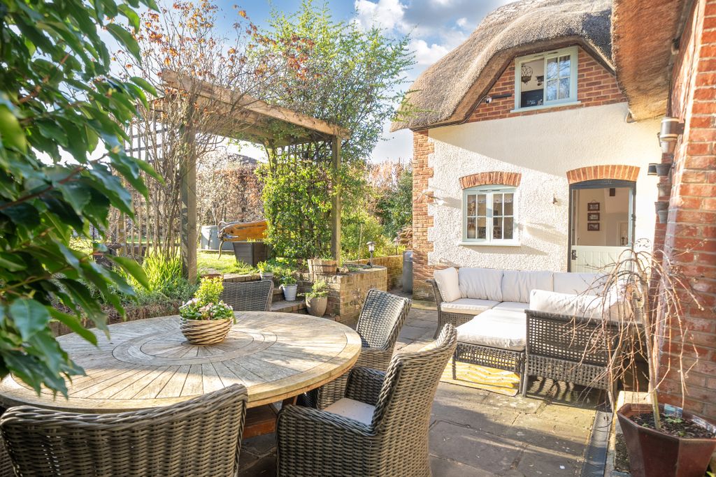 Property photo 2 of 16