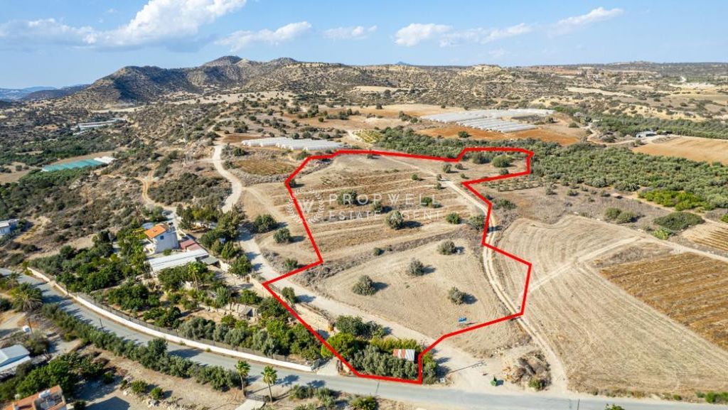 Property photo 3 of 3