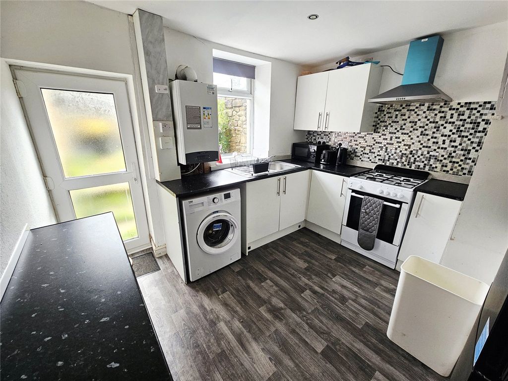 Property photo 3 of 13 Picture No. 25