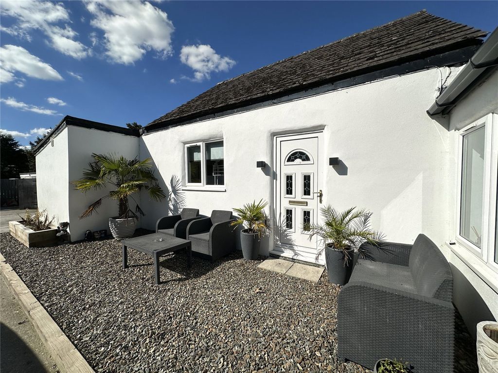 Property photo 1 of 17 Picture No. 01