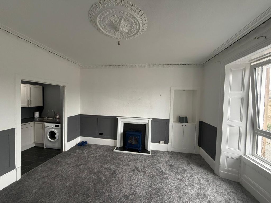 Property photo 3 of 19 03.Jpg