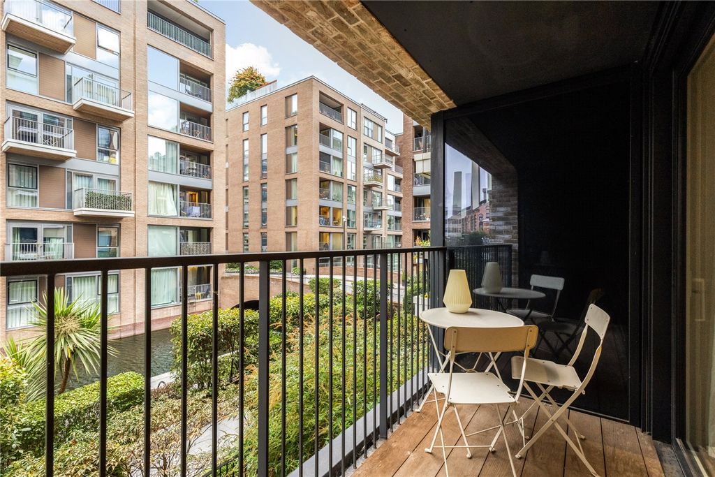 Property photo 2 of 14 Picture No. 15