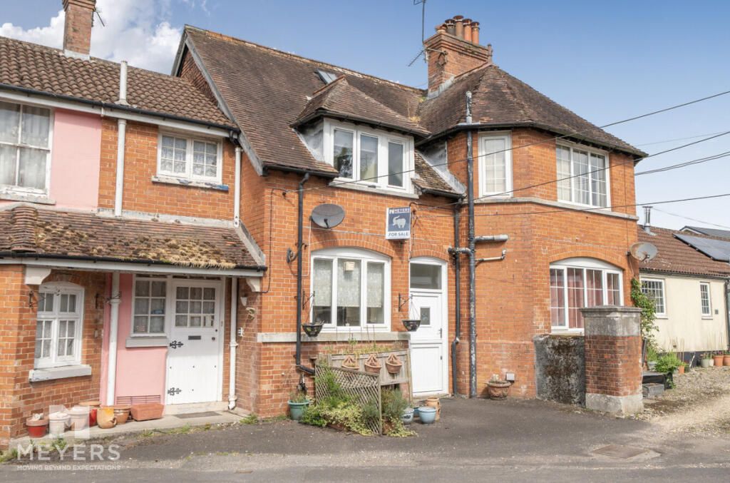Property photo 1 of 8