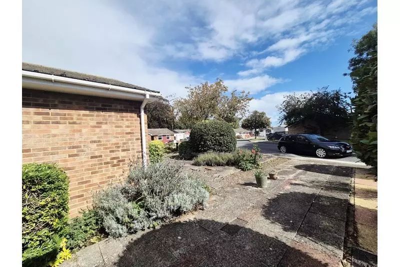 Property photo 3 of 21