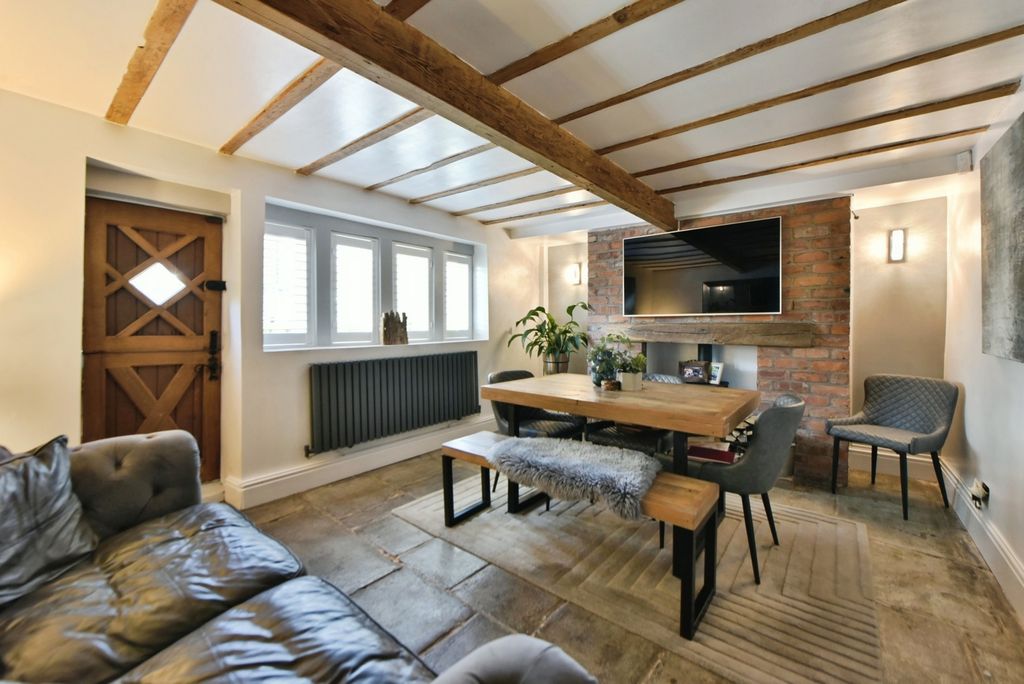 Property photo 2 of 16 Living Room