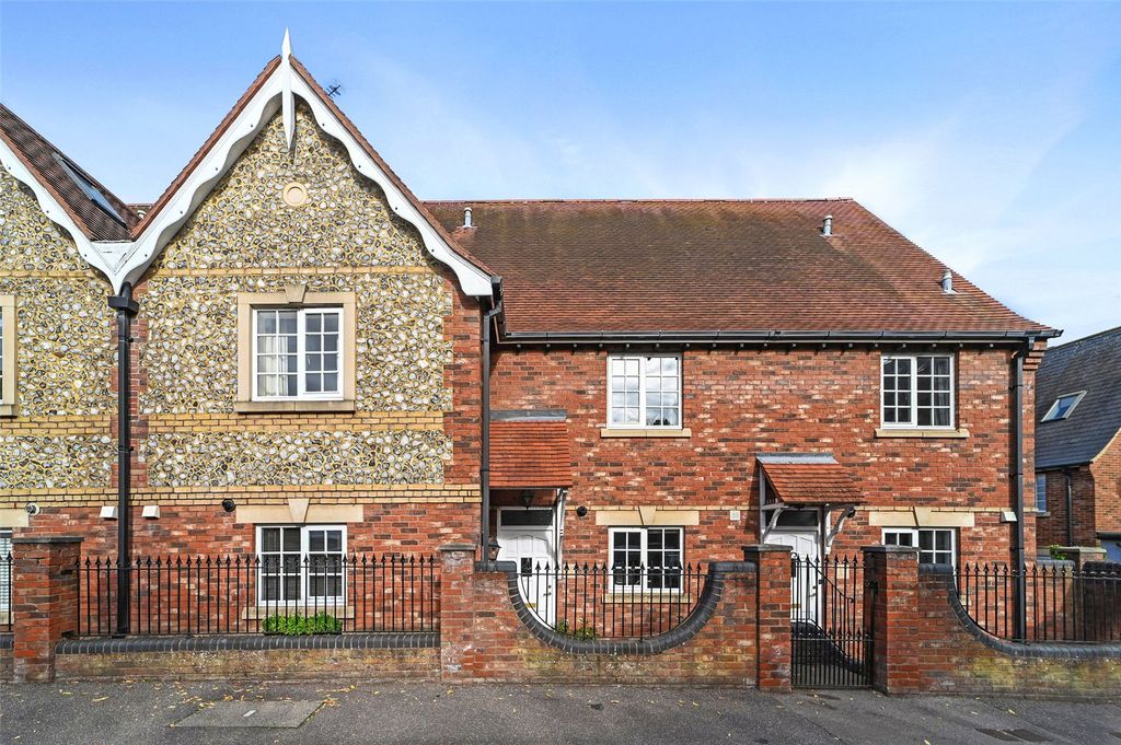 Property photo 1 of 13 Picture No. 01