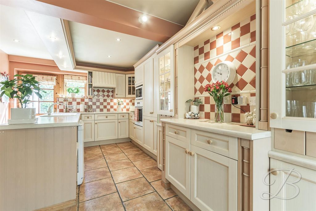 Property photo 2 of 41 Ccltd16.Jpg