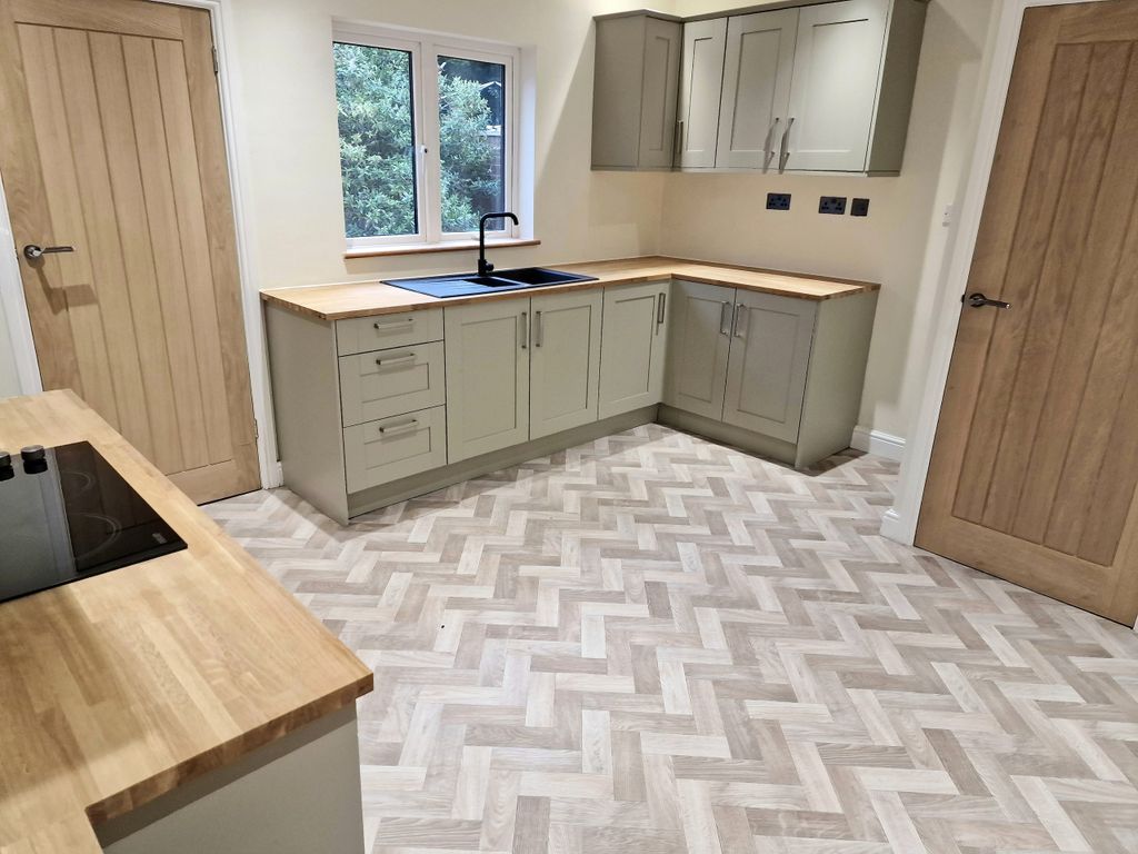 Property photo 2 of 13 Kitchen/Diner