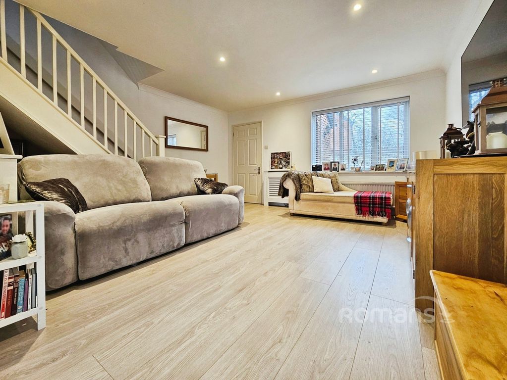 Property photo 3 of 14 Pbox-Img.Jpg