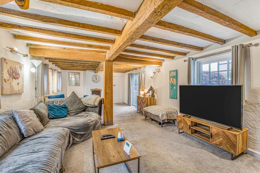 Property photo 2 of 29