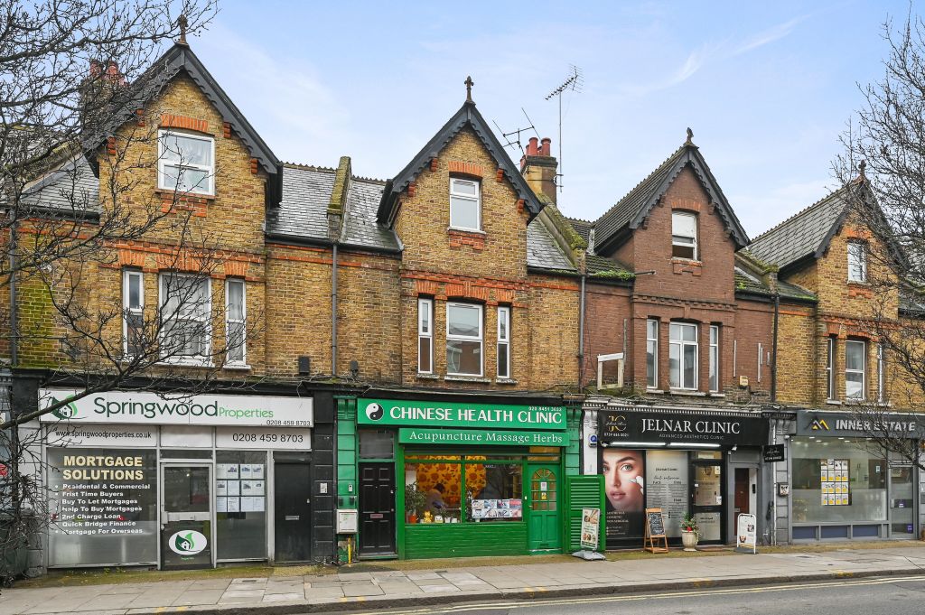 Property photo 1 of 8