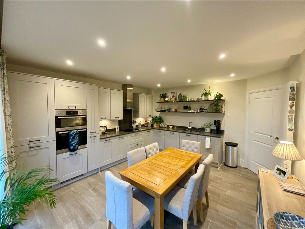 Property photo 2 of 11 Kitchen/Diner