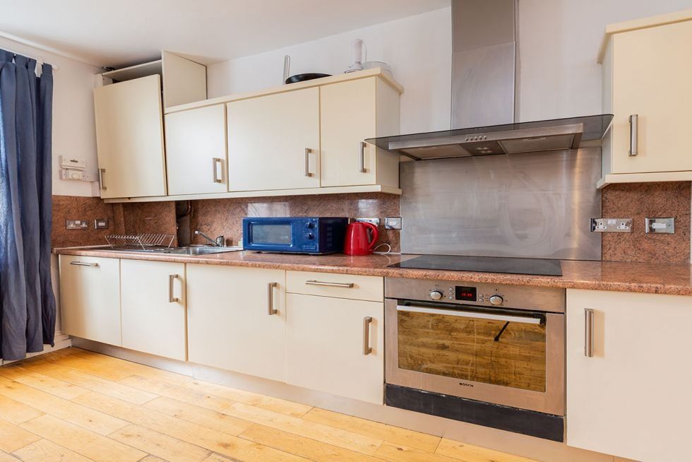 Property photo 1 of 4