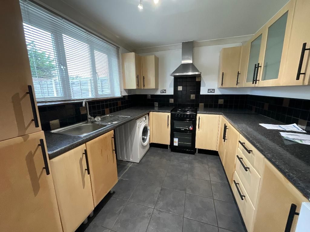 Property photo 2 of 12 Photo 2