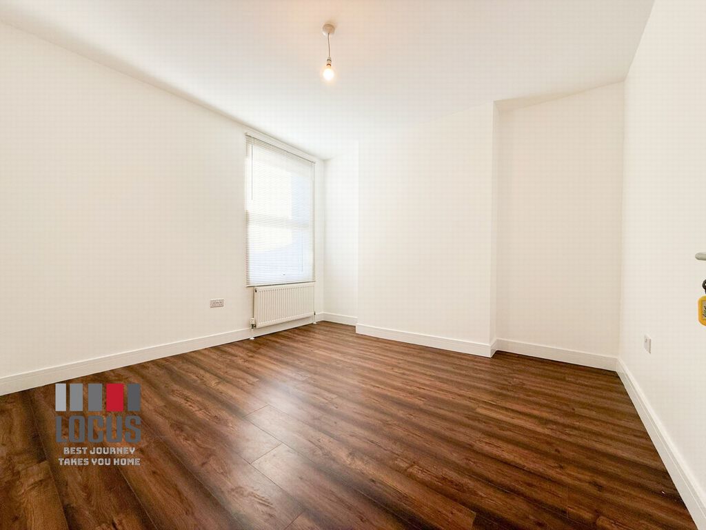 Property photo 3 of 7 Photo 1