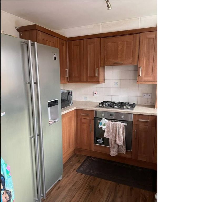 Property photo 2 of 5 Gallery