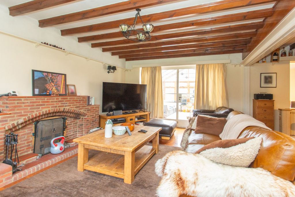 Property photo 2 of 19 Picture 2