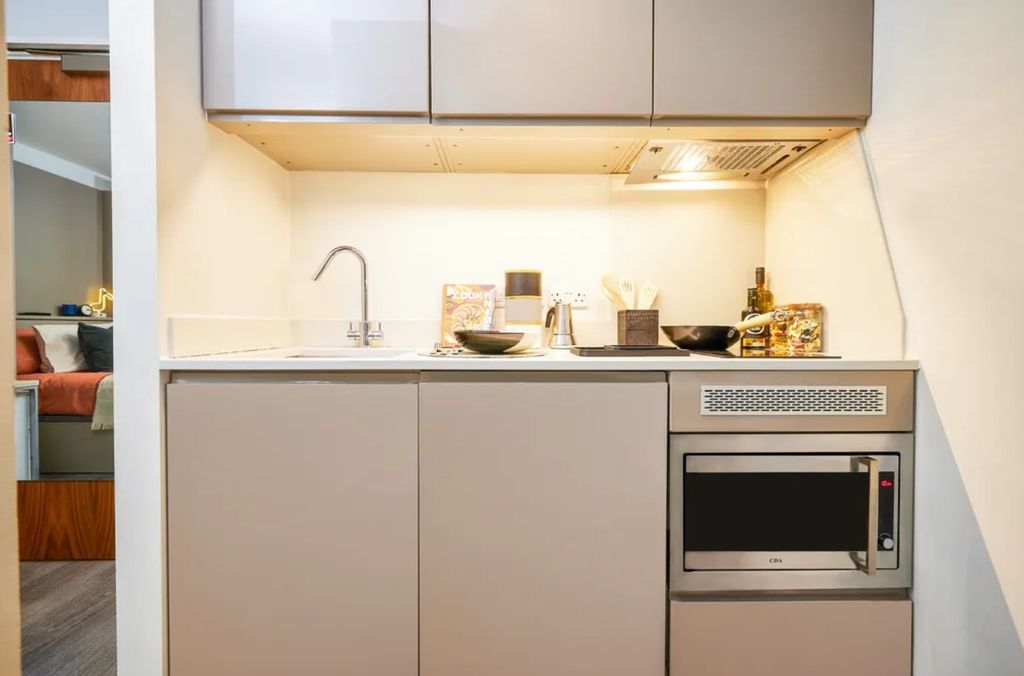 Property photo 2 of 8 O_1J337Upt2l5K31Al2Sjqdj96d.Jpg