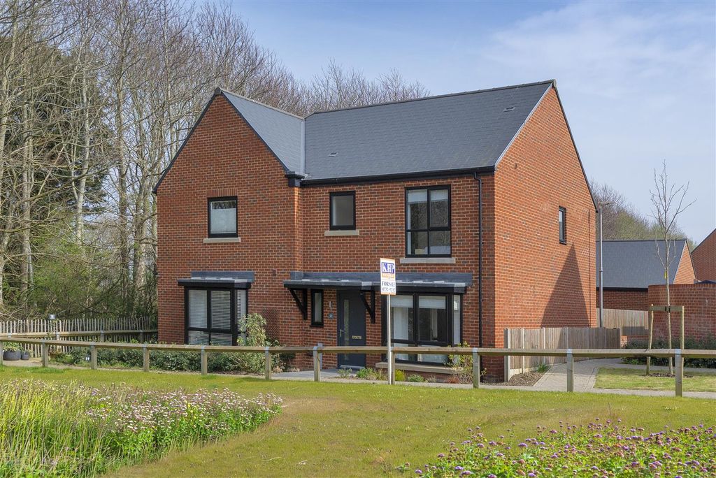 Property photo 1 of 22 21Park01.Jpg