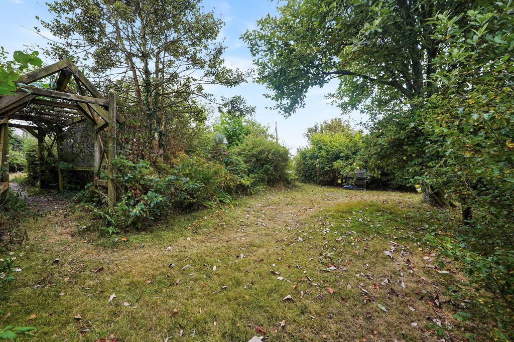 Property photo 3 of 21