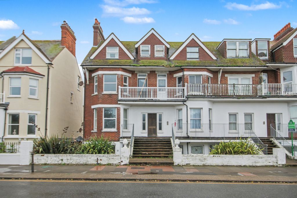 Property photo 1 of 21 Flat 8, 77 - 78 Royal Parade, Eastbourne, Bn22 7Af