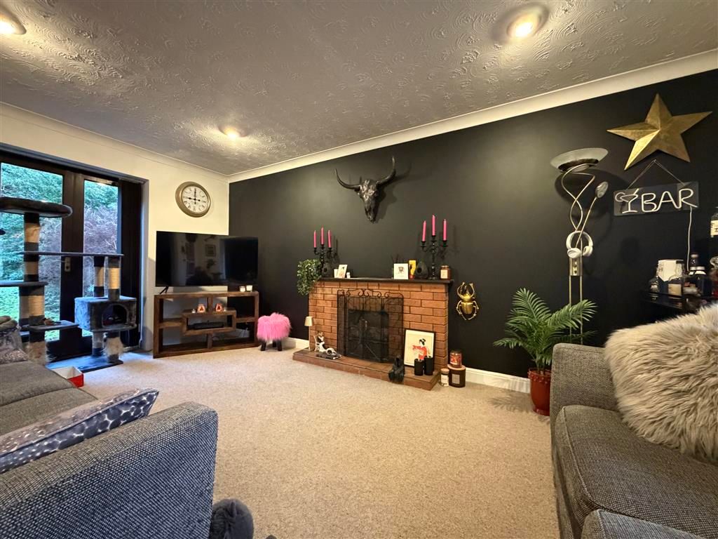 Property photo 3 of 10 Image