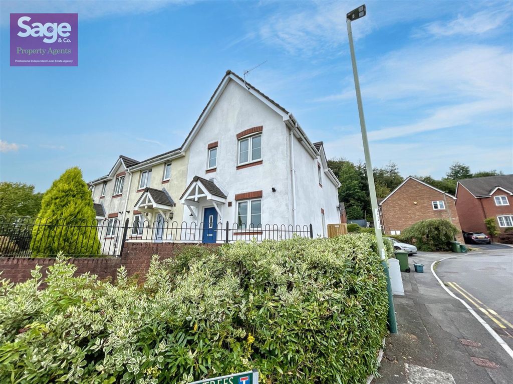 Property photo 1 of 25