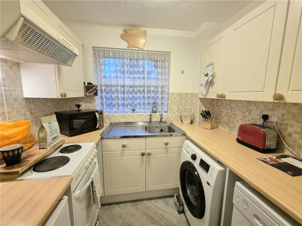 Property photo 3 of 11 Picture No. 22