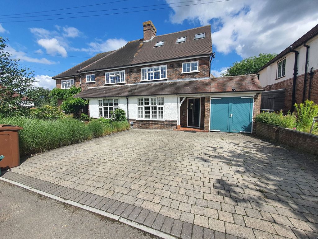 Property photo 1 of 29