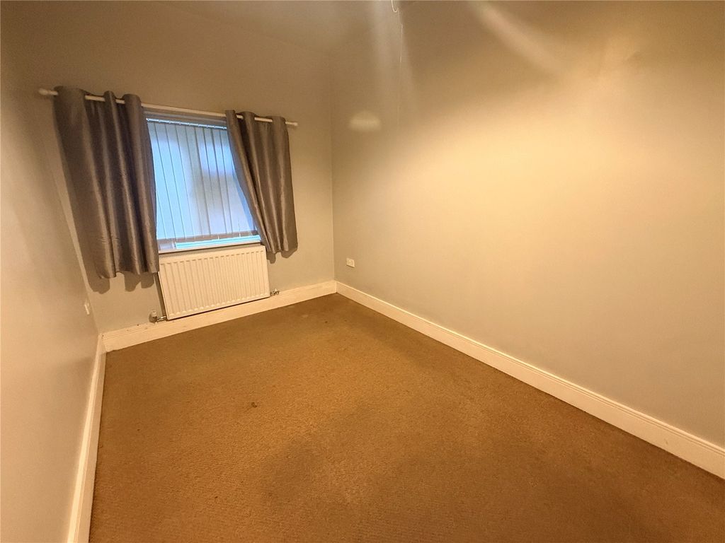 Additional image 11 of 17 bed flat for salePenkett Road, Wallasey, Merseyside CH45