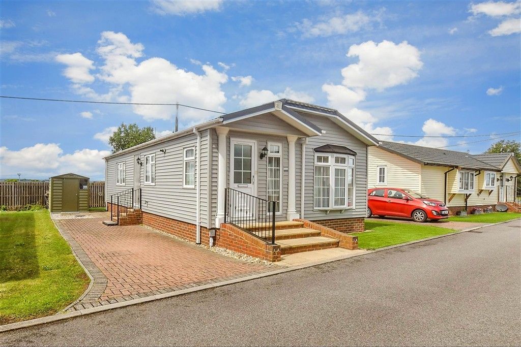 Property photo 1 of 15 Web