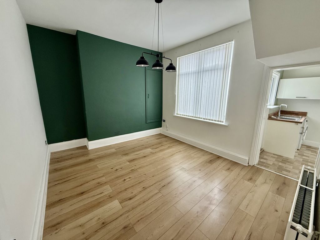 Property photo 3 of 8 Img_2675