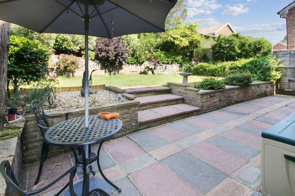 Property photo 2 of 13