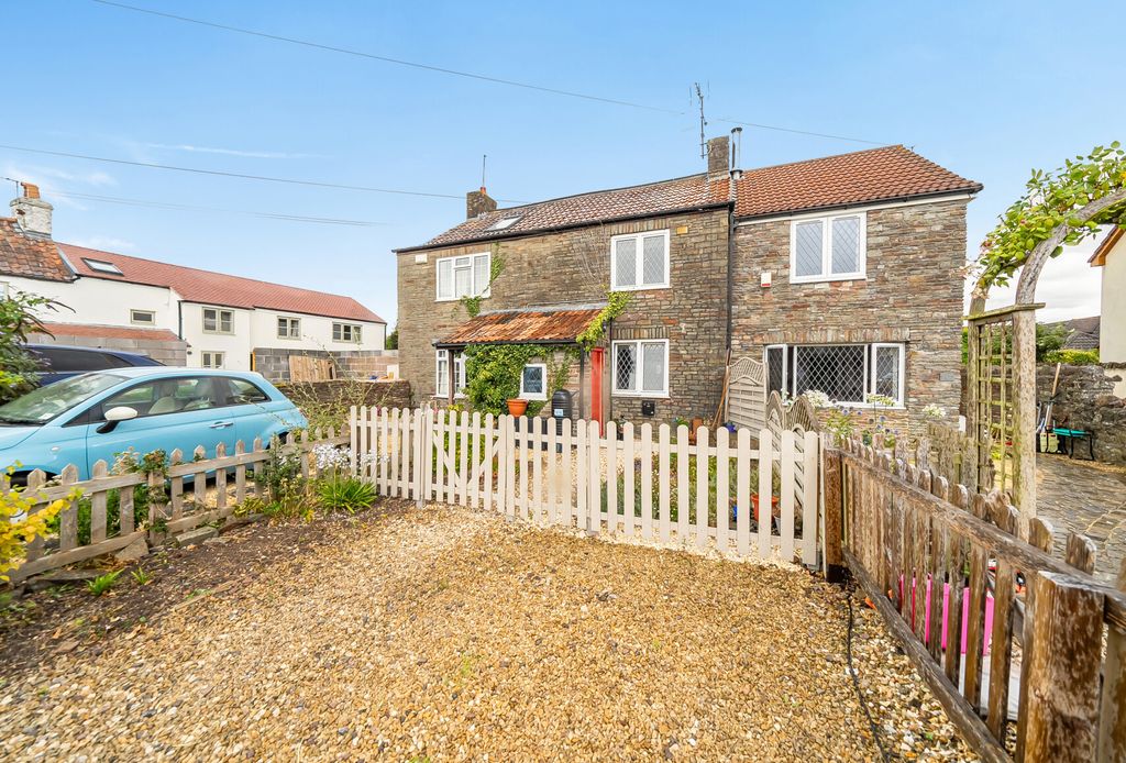 Property photo 1 of 12 1-6A723B36d2612-1...
