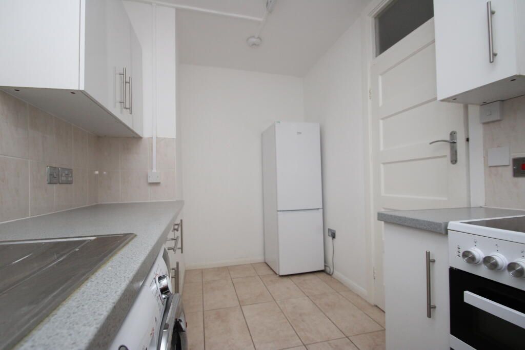 Property photo 1 of 5 Kitchen