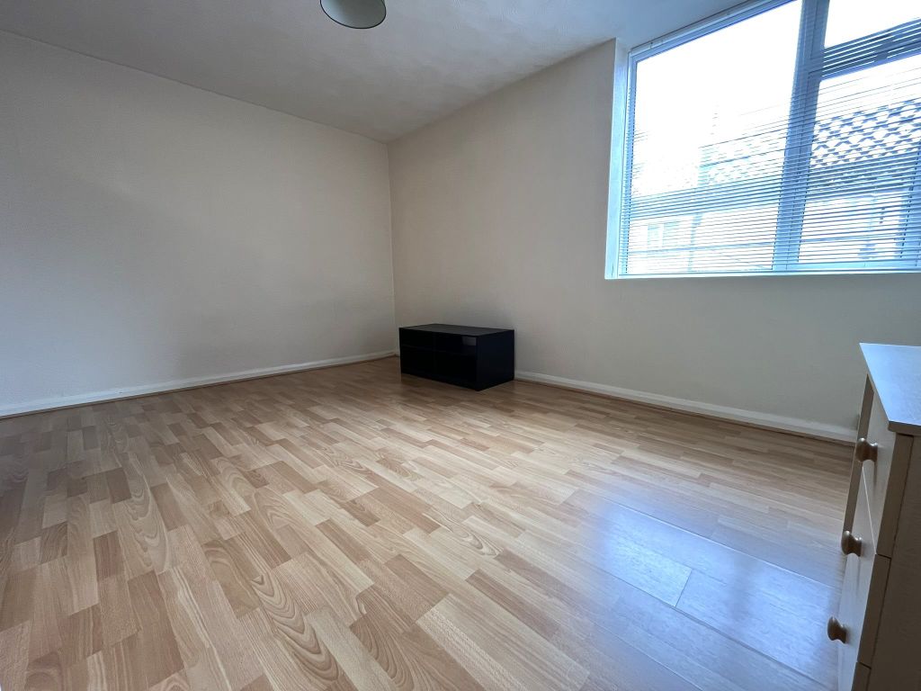 Property photo 2 of 6 Img_0180