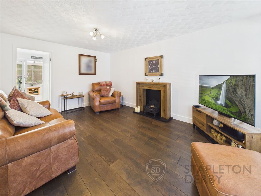 Property photo 3 of 23 Cam04709G0-Pr0379-Still002.Jpg