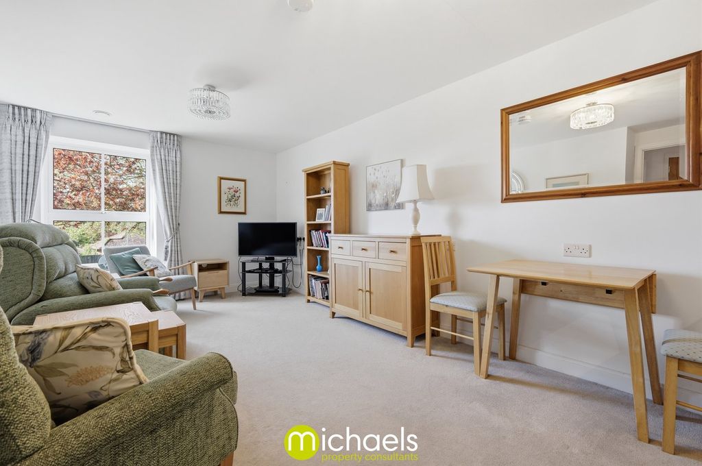 Property photo 3 of 29