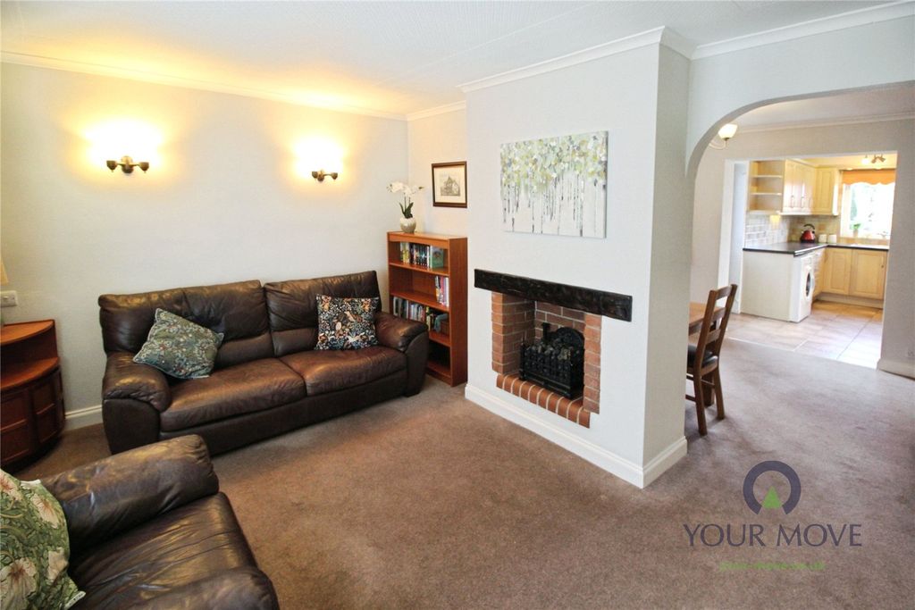 Property photo 2 of 14 Lounge