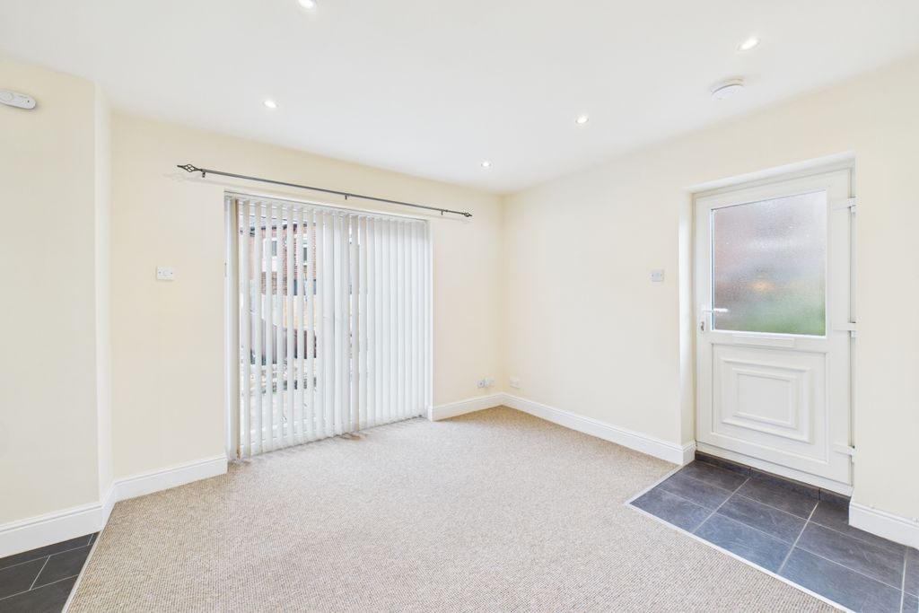 Property photo 3 of 13 Living Room