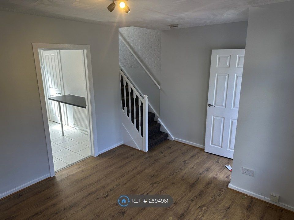 Property photo 3 of 31