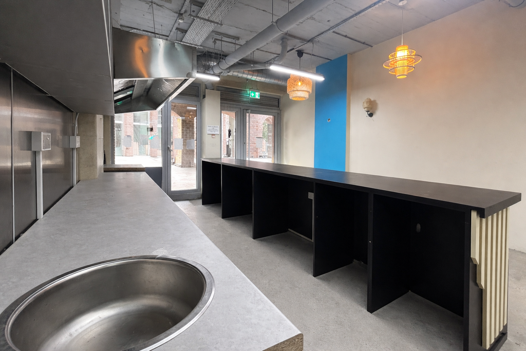 Property photo 2 of 5 Kitchen