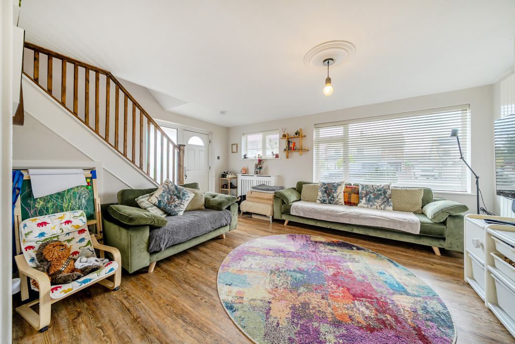 Property photo 2 of 21 Reception