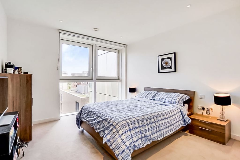 Property photo 3 of 12