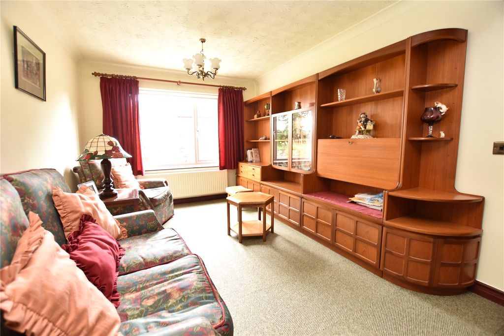 Property photo 3 of 22 Picture No. 29