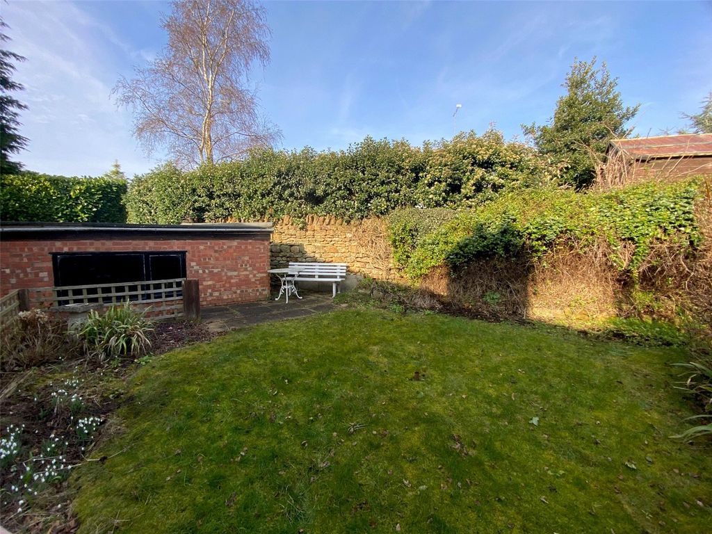 Property photo 2 of 17 Picture No. 30